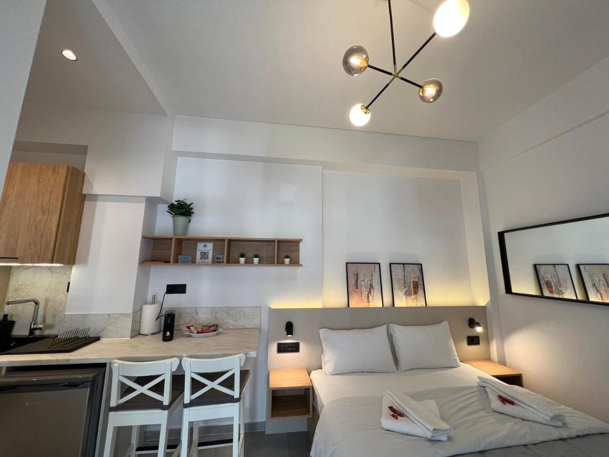 City House Premium Каламата Екстериор снимка