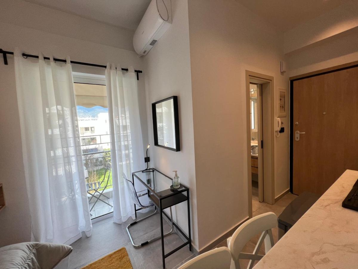City House Premium Каламата Екстериор снимка